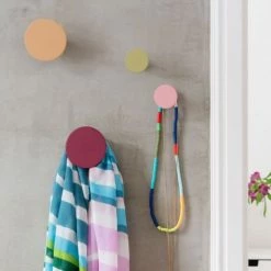 Remember Portemanteaux Et Patères Crochets Multicolores - Lot De 4 -Meubles de cuisine Soldes crochets multicolores lot de 4 4