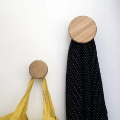 Arne Lykke Portemanteaux Et Patères Patère Bouton (lot De 2) Bois Clair -Meubles de cuisine Soldes patere bouton lot de 2 bois clair 4