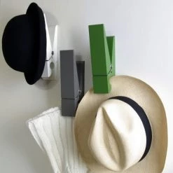 Swabdesign Portemanteaux Et Patères Patère Pince à Linge En Polycarbonate Bordeaux 9 Swabdesign Portemanteaux Et Patères Patère Pince à Linge En Polycarbonate Bordeaux -Meubles de cuisine Soldes patere pince a linge en polycarbonate bordeaux 1