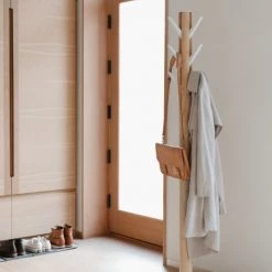 Umbra Portemanteaux Et Patères Portemanteau Sur Pied En Bois, 9 Crochets, Naturel -Meubles de cuisine Soldes portemanteau sur pied en bois 9 crochets naturel 3