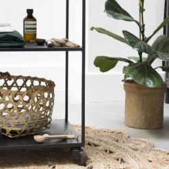 Decoclico Factory Îlots Et Dessertes Table Desserte Roulante En Métal Noir -Meubles de cuisine Soldes table desserte roulante en metal noir 2